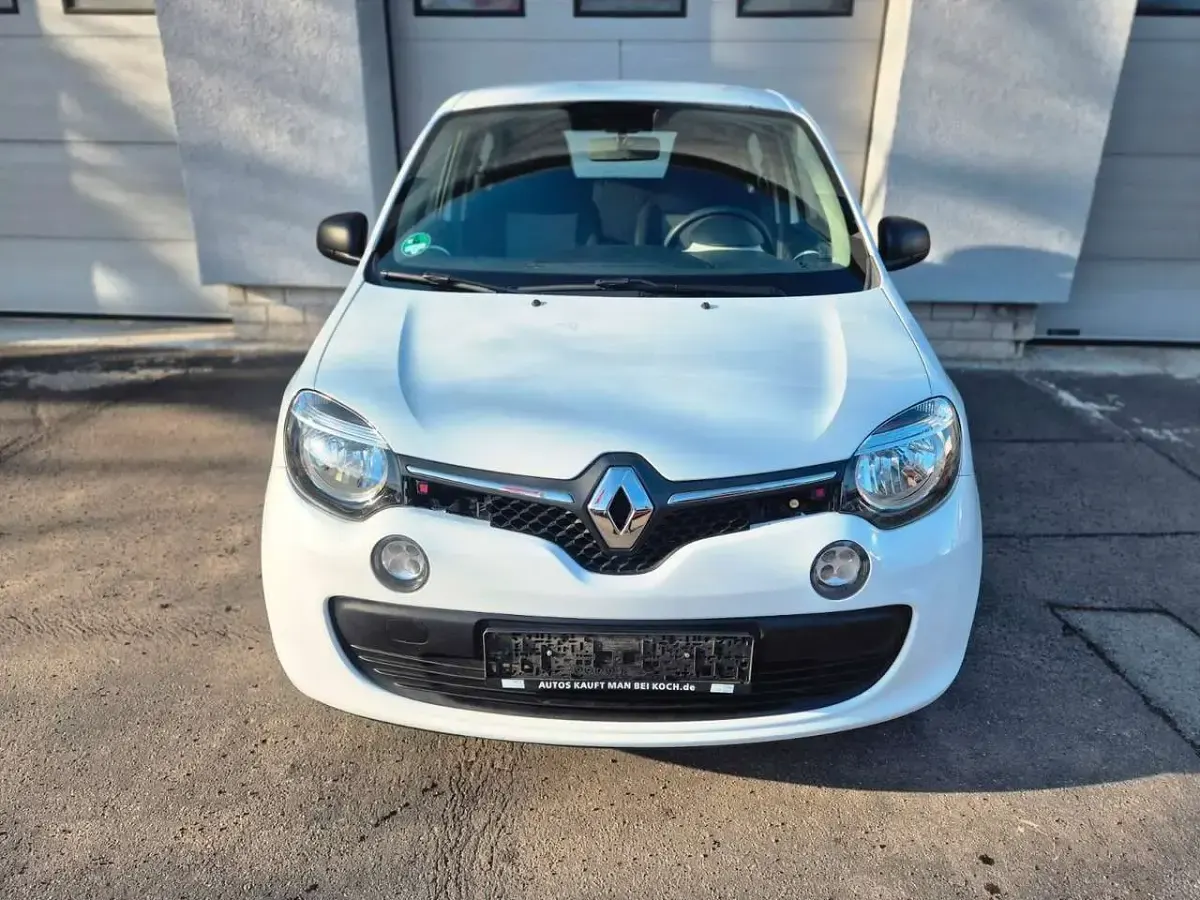 Gebraucht Renault Twingo Life 69 PS (50 kW) 2019 Weiß Kleinwagen