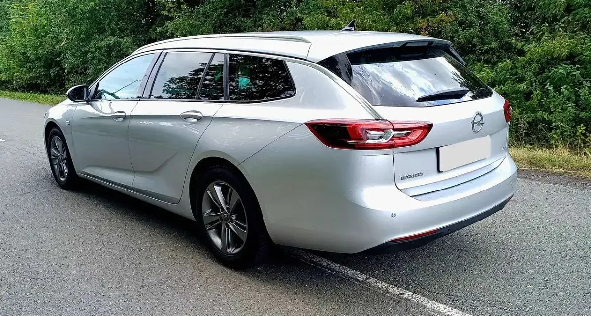 Gebraucht Opel Insignia Elegance 174 PS (127 kW) 2020 Silber Kombi
