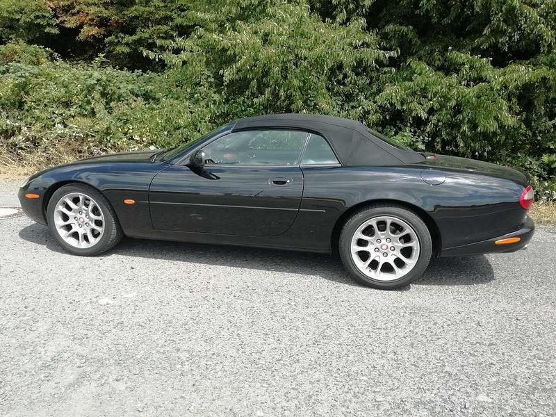 Gebraucht Jaguar XKR 363 PS (266 kW) 1999 Schwarz Cabrio