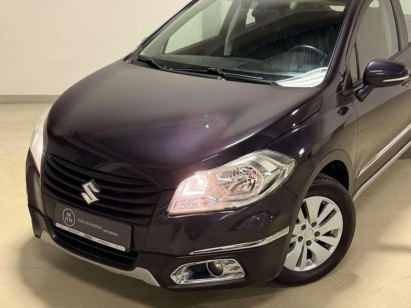 Gebraucht Suzuki SX4 S-Cross Club 120 PS (88 kW) 2013 Grau SUV