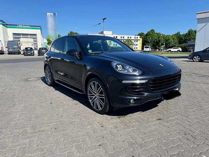 Schwarz Gebraucht 2016 Porsche Cayenne S SUV | 38.500 € - Bild 1/4