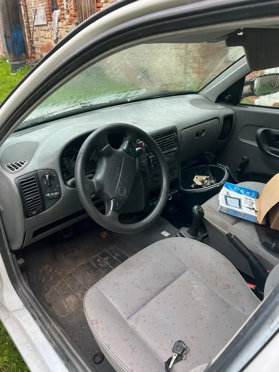 Brugt VW Caddy 64 HK (47 kW) 2002 Hvid MPV