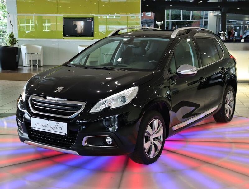 Schwarz Gebraucht 2015 Peugeot 2008 Allure SUV | 10.950 € (Teuer) - Bild 1/4