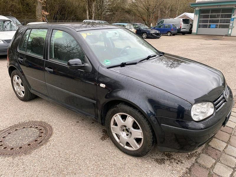 Gebraucht VW Golf IV 75 PS (55 kW) 2001 Schwarz Kleinwagen