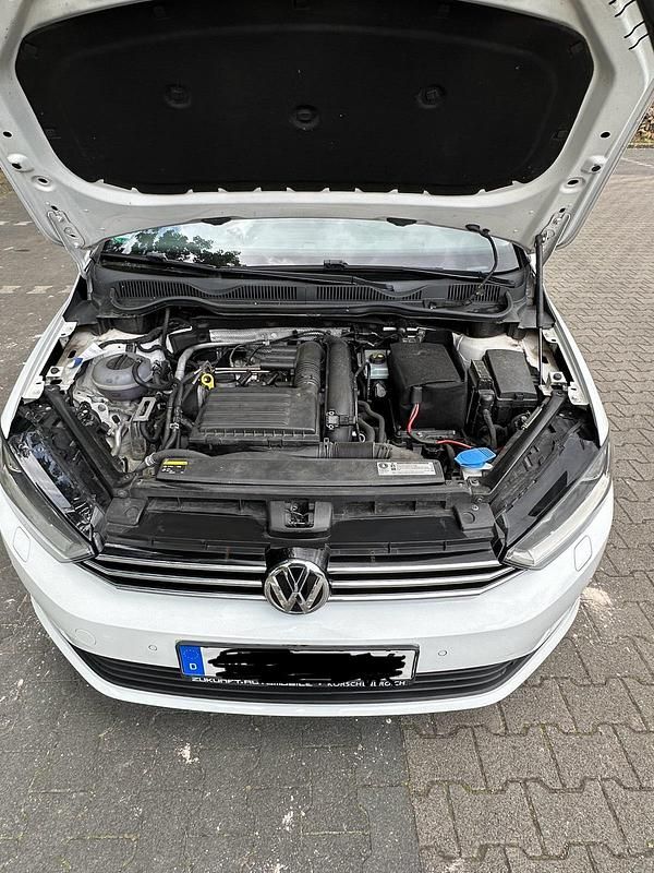Gebraucht VW Golf VII 125 PS (91 kW) 2015 Weiß Limousine