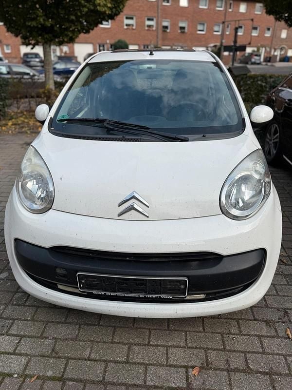 Weiß Gebraucht 2008 Citroën C1 Kleinwagen | 2.900 € (Guter Preis) - Bild 1/4