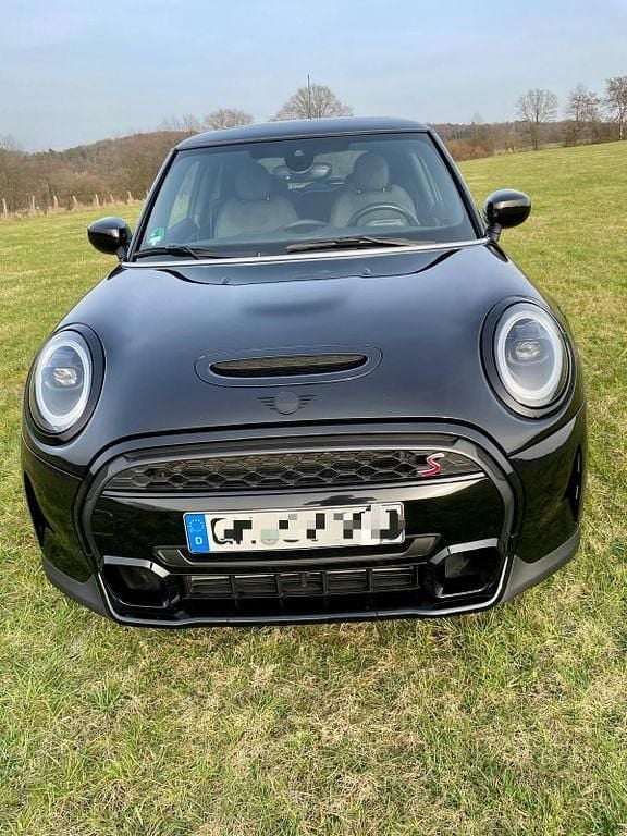 Gebraucht Mini Cooper S Classic 178 PS (130 kW) 2022 Schwarz Kleinwagen