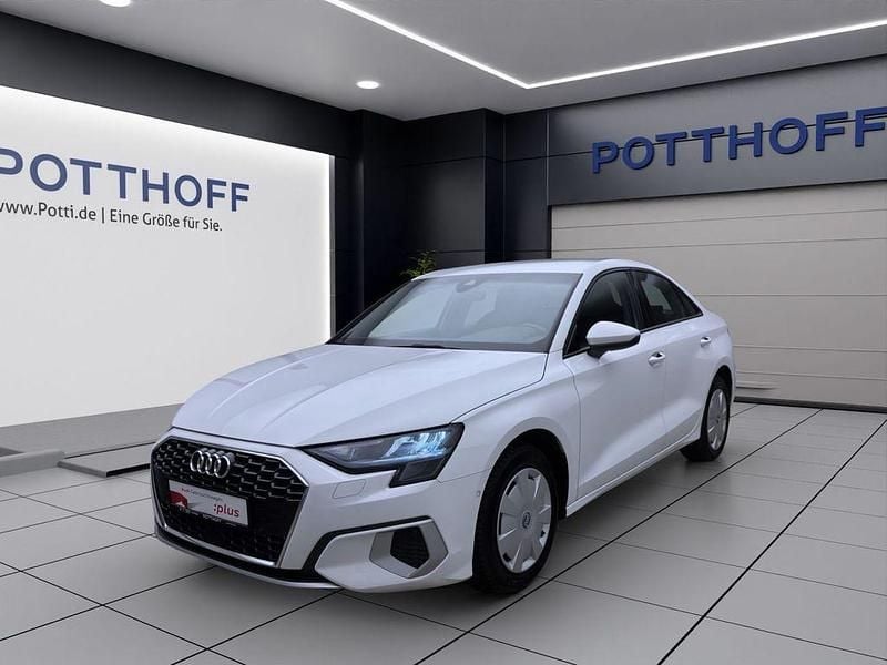 Second-hand Audi A3 Advanced 116 CP (85 kW) 2023 Alb Berlinǎ
