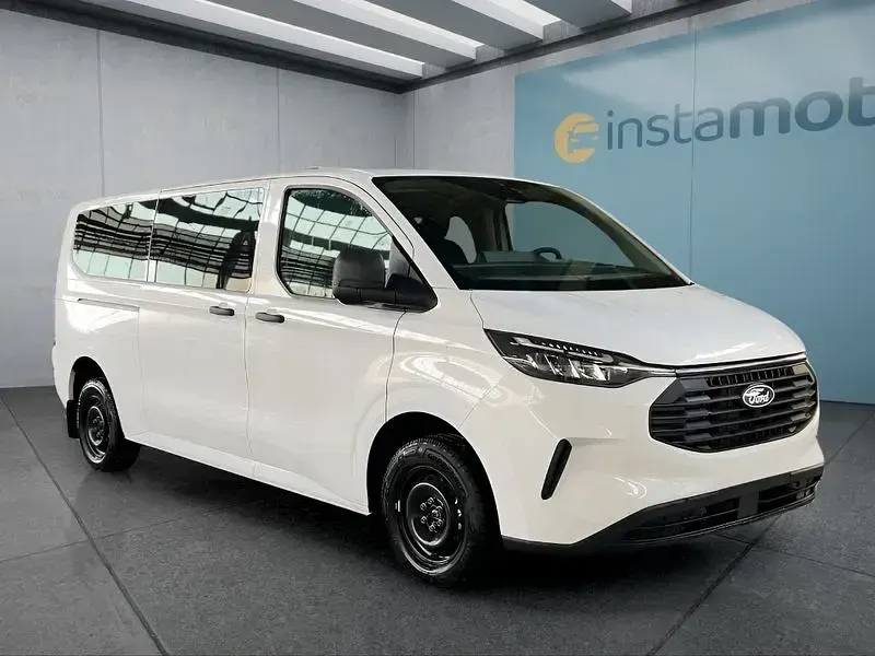Nouă Ford Transit Custom 136 CP (100 kW) 2026 Alb Monovolum