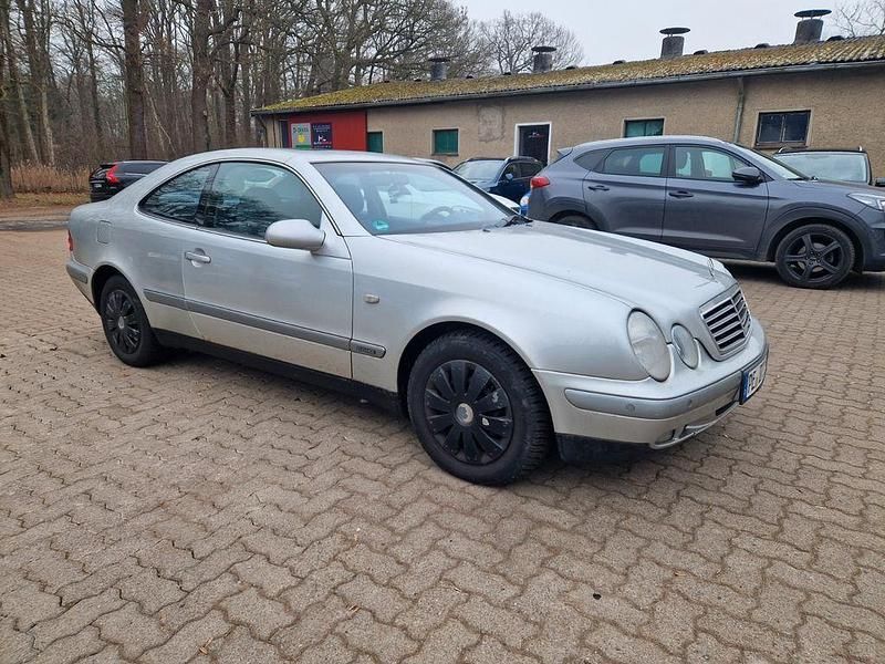 Gebraucht Mercedes CLK200 Avantgarde 136 PS (100 kW) 1999 Coupé