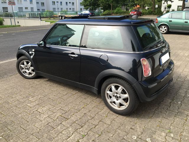 Second-hand Mini ONE 122 CP (89 kW) 2005 Negru Hatchback