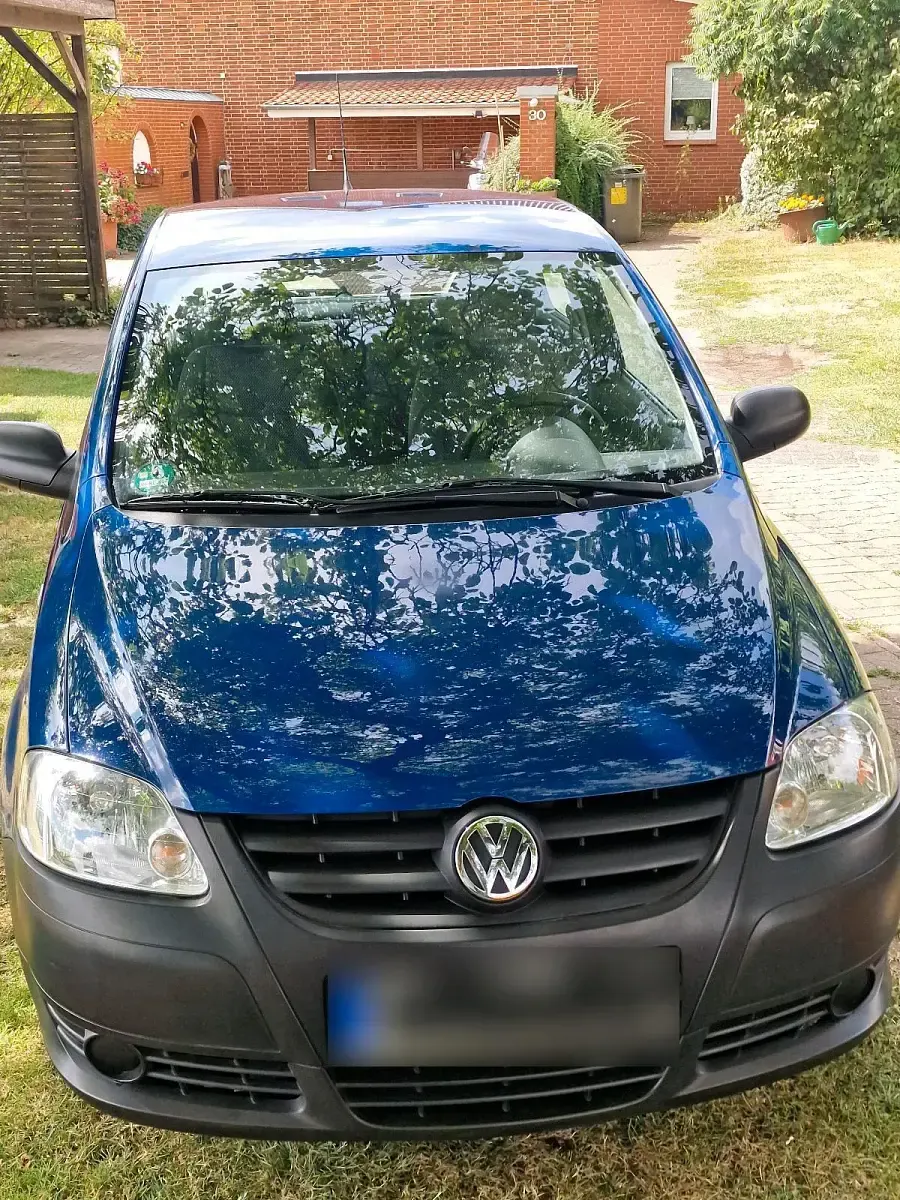 Gebraucht VW Fox 54 PS (39 kW) 2007 Blau Kleinwagen