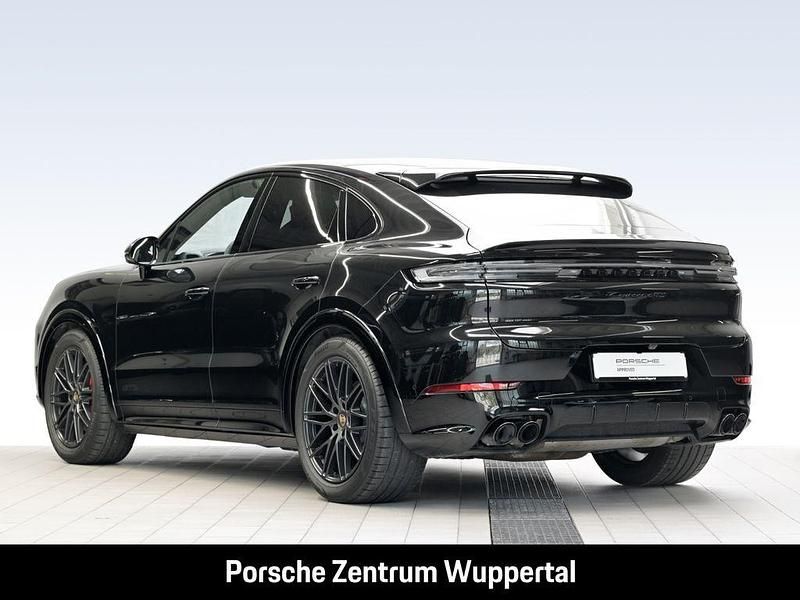 Gebraucht Porsche Cayenne GTS 500 PS (367 kW) 2024 Schwarz SUV