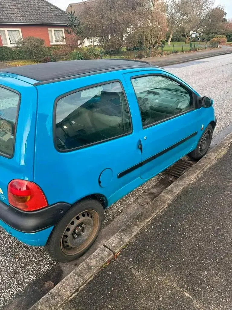 Usata Renault Twingo 58 CV (42 kW) 2002 Blu Utilitaria