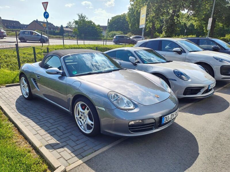Grau Gebraucht 2005 Porsche Boxster S Cabrio | 19.000 € - Bild 1/4
