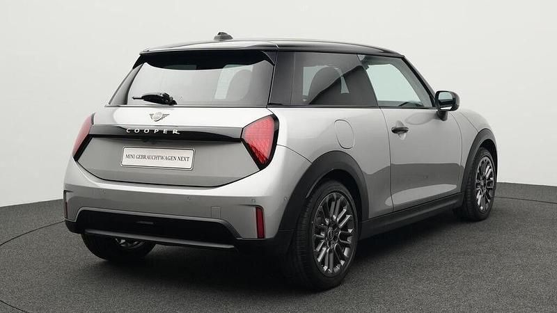 Gebraucht Mini Cooper Classic 156 PS (114 kW) 2024 Silber Kleinwagen
