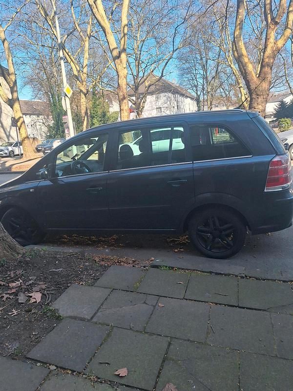 Gebraucht Opel Zafira 150 PS (110 kW) 2007 Blau Van / Kleinbus
