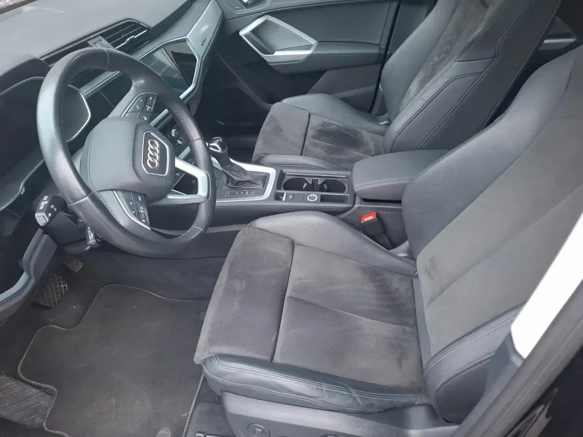 Gebraucht Audi Q3 Ambiente 245 PS (180 kW) 2022 Schwarz SUV