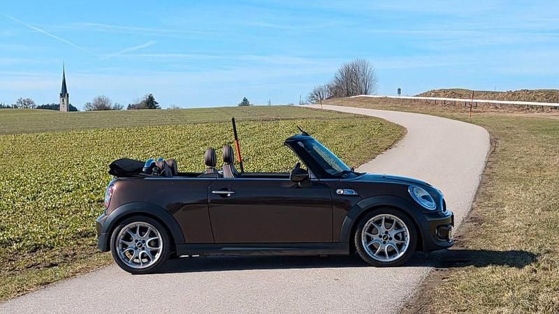 Gebraucht Mini Cooper S Cabriolet 184 PS (135 kW) 2012 Braun Cabrio