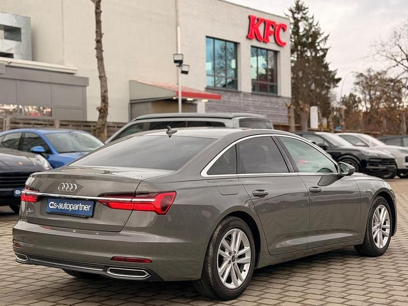 Gebraucht Audi A6 Sport 163 PS (119 kW) 2022 Chronosgrau Limousine