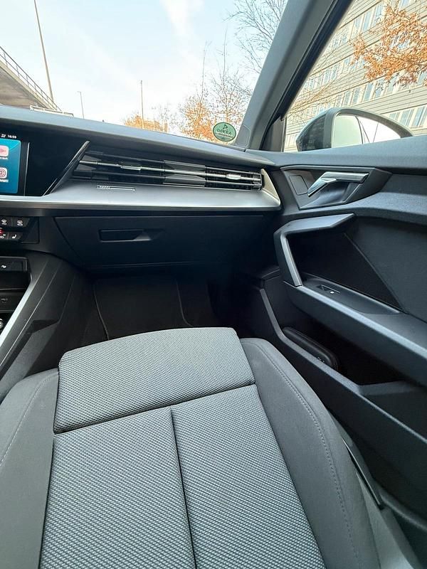 Gebraucht Audi A3 Advanced 110 PS (80 kW) 2022 Schwarz Limousine