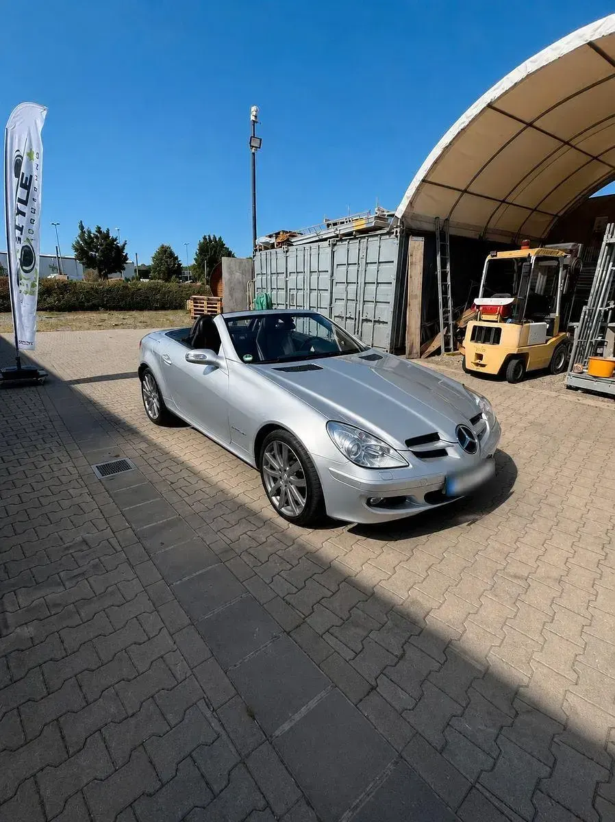 Gebraucht Mercedes SLK200 75 PS (55 kW) 2008 Silber Cabrio