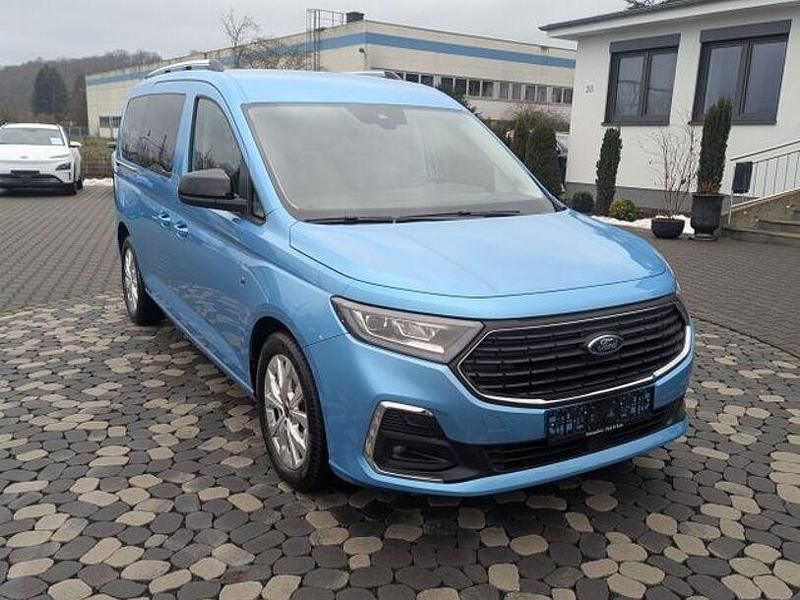 Gebraucht Ford Tourneo Titanium 122 PS (89 kW) 2025 Blau Van / Kleinbus