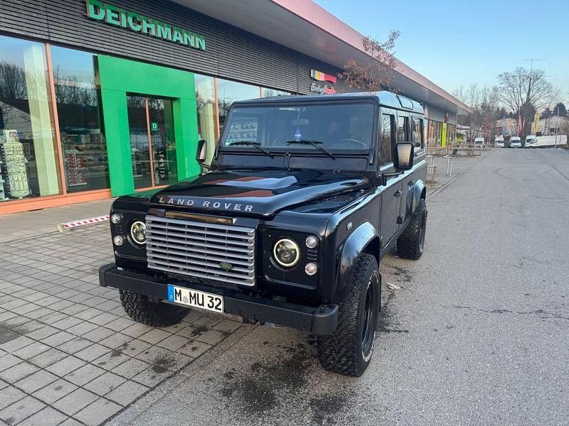 Gebraucht Land Rover Defender SE 122 PS (89 kW) 2009 Schwarz Kombi