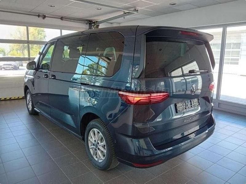 Neu VW Multivan Life 150 PS (110 kW) 2026 Starlightblau Van / Kleinbus