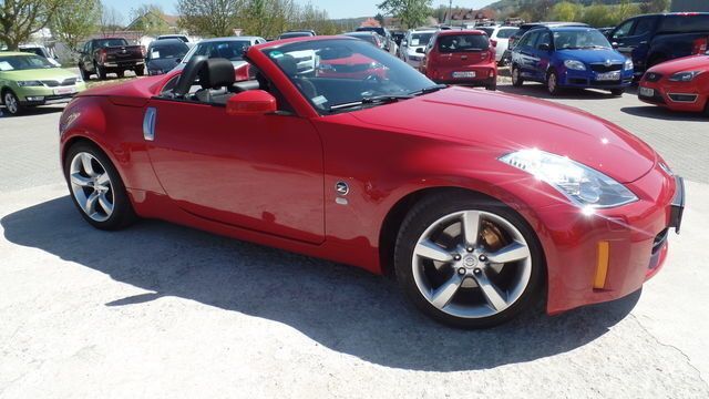 Gebraucht Nissan 350Z 301 PS (221 kW) 2006 Rot Cabrio