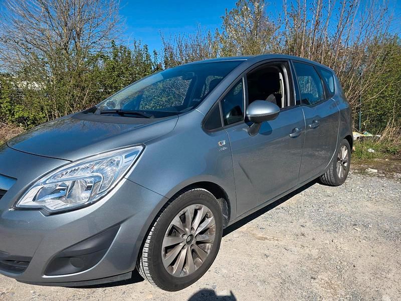 Gebraucht Opel Meriva 120 PS (88 kW) 2013 Grau Van / Kleinbus