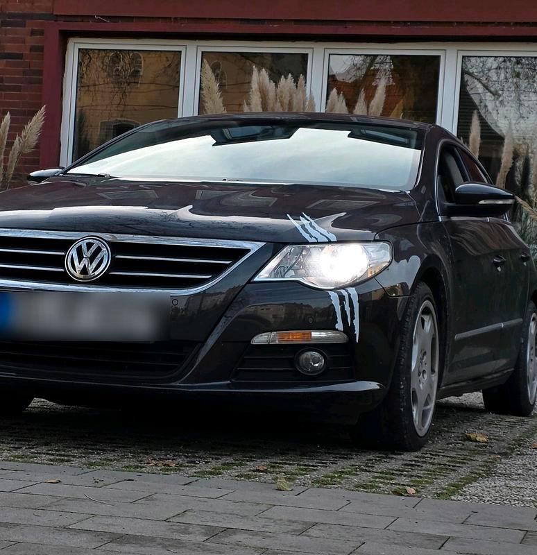 Grün Gebraucht 2011 VW CC Limousine | 5.999 € (Fairer Preis) - Bild 1/4