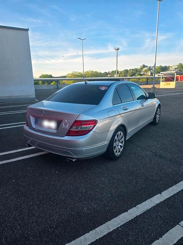 Gebraucht Mercedes C320 224 PS (164 kW) 2007 Silber Limousine