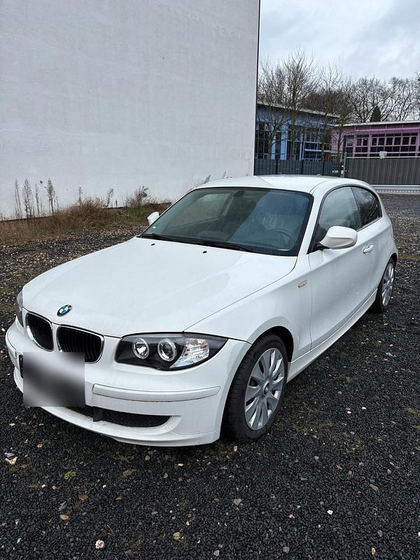 Gebraucht BMW 118 Coupé 143 PS (105 kW) 2012 Weiß Coupé
