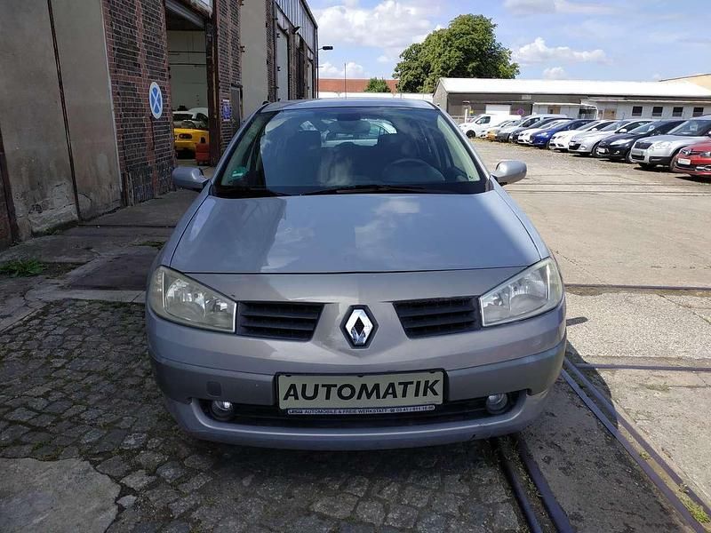 Gebraucht Renault Mégane II 113 PS (83 kW) 2005 Beige Kleinwagen