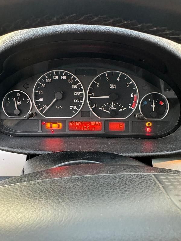 Gebraucht BMW 330 231 PS (169 kW) 2002 Silber Limousine