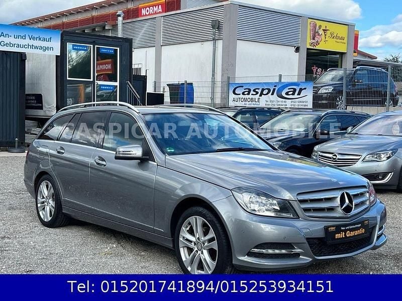Silber Gebraucht 2012 Mercedes C180 Avantgarde Limousine | 10.290 € (Fairer Preis) - Bild 1/4