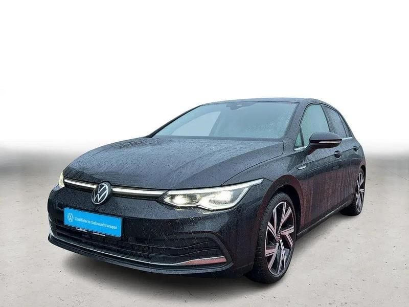 Gebraucht VW Golf VIII Style 140 PS (102 kW) 2022 Schwarz Limousine