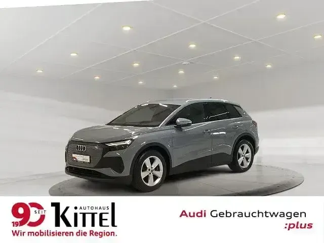 Gebraucht Audi Q4 e-tron Ambiente 194 kW (265 PS) 2023 Kieselgrau SUV