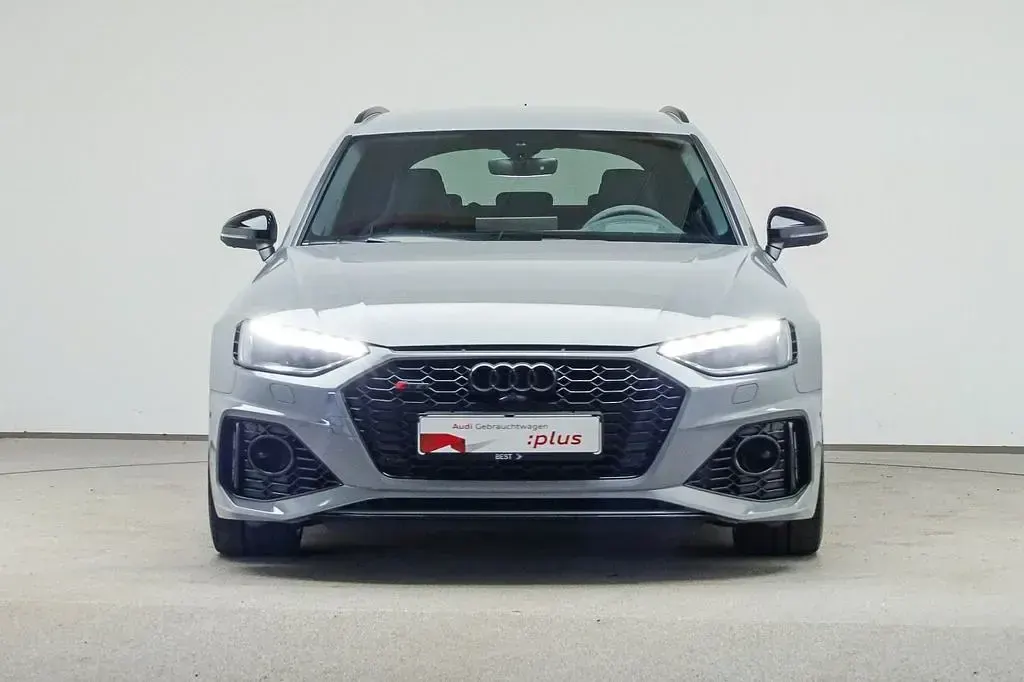 Gebraucht Audi RS4 Ambiente 450 PS (330 kW) 2023 Nardograu Kombi