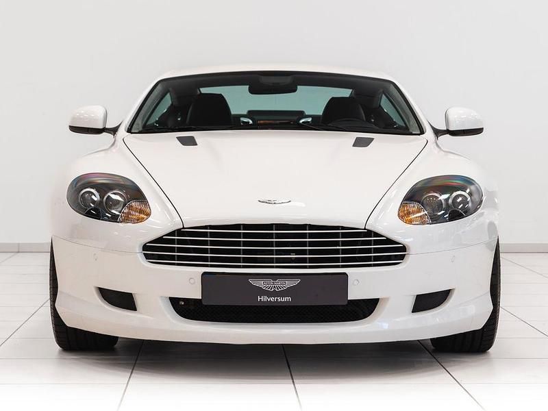 Second-hand Aston Martin DB9 476 CP (350 kW) 2009 Alb Coupe