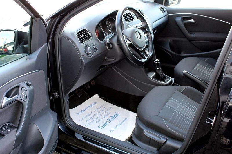 Gebraucht VW Polo LOUNGE 75 PS (55 kW) 2015 Schwarz Kleinwagen