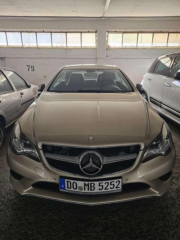 Grau Gebraucht 2014 Mercedes E350 Coupé | 22.500 € (Fairer Preis) - Bild 1/4