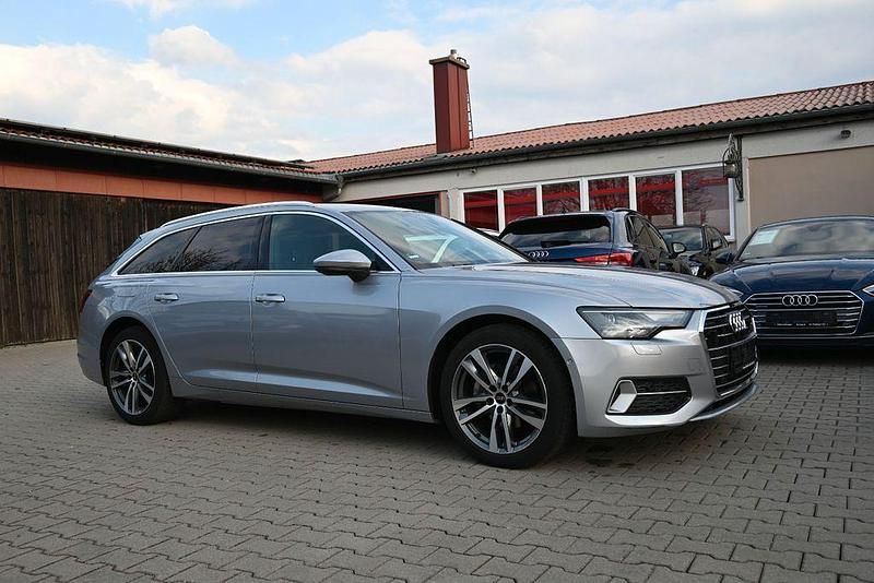 Gebraucht Audi A6 Sport 204 PS (150 kW) 2022 Florettsilber Kombi