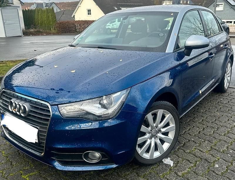 Gebraucht Audi A1 Sportback Ambition 122 PS (89 kW) 2014 Blau Kleinwagen