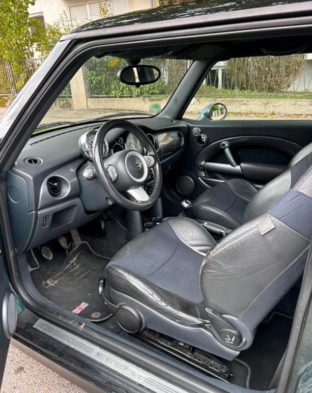 Usata Mini Cooper 85 CV (62 kW) 2005 Verde Utilitaria
