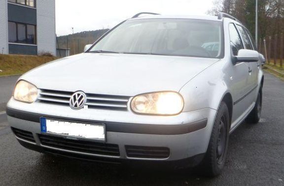 Gebraucht VW Golf IV 137 PS (100 kW) 2003 Silber metallic Kombi