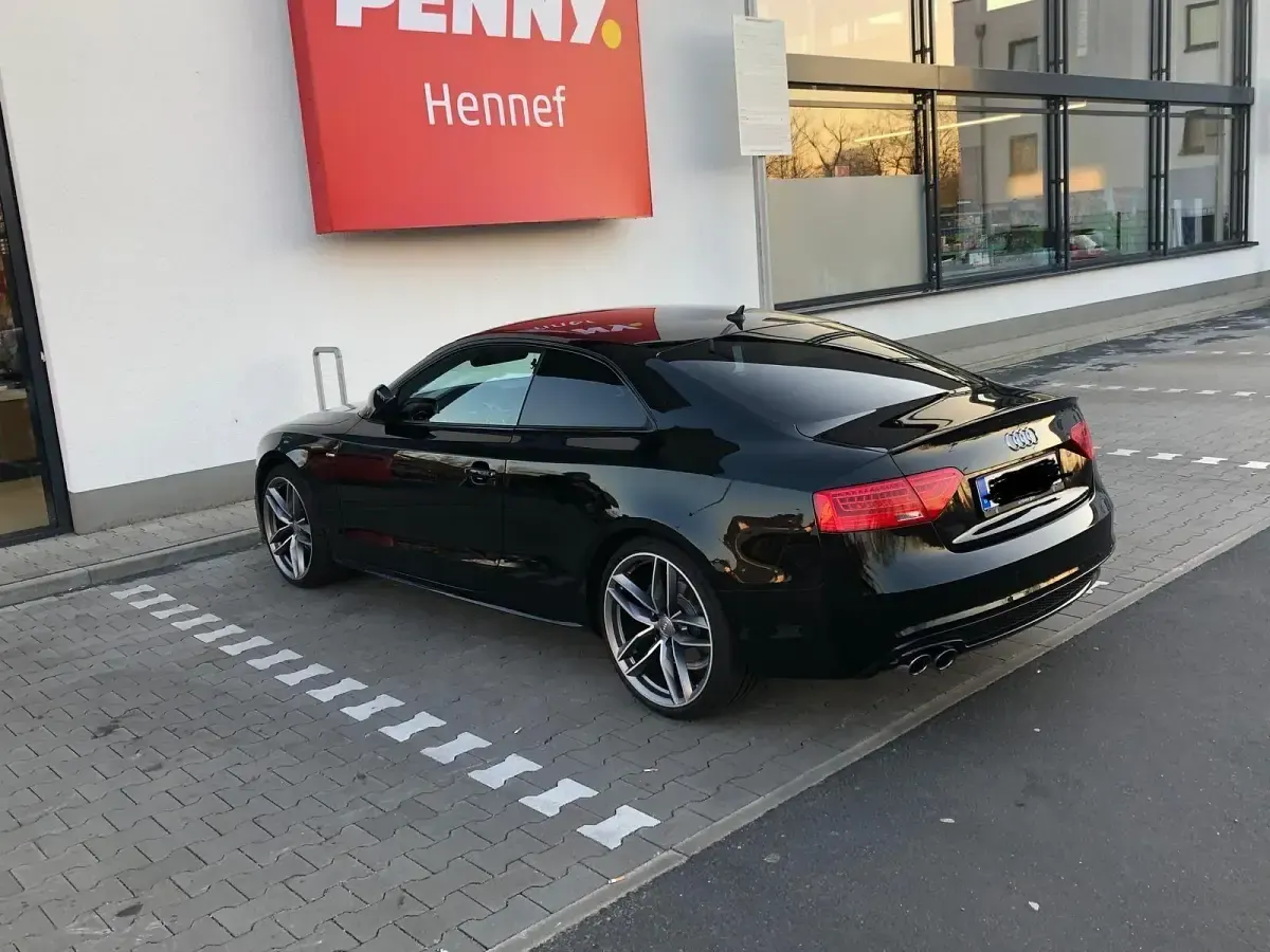 Gebraucht Audi A5 Design 177 PS (130 kW) 2015 Schwarz Coupé