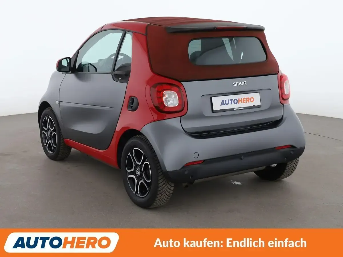 Gebraucht Smart ForTwo Cabrio Basis 90 PS (66 kW) 2018 Grau Cabrio