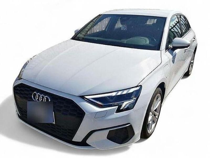 Gebraucht Audi A3 e-tron Advanced 109 PS (80 kW) 2022 Andere Kleinwagen
